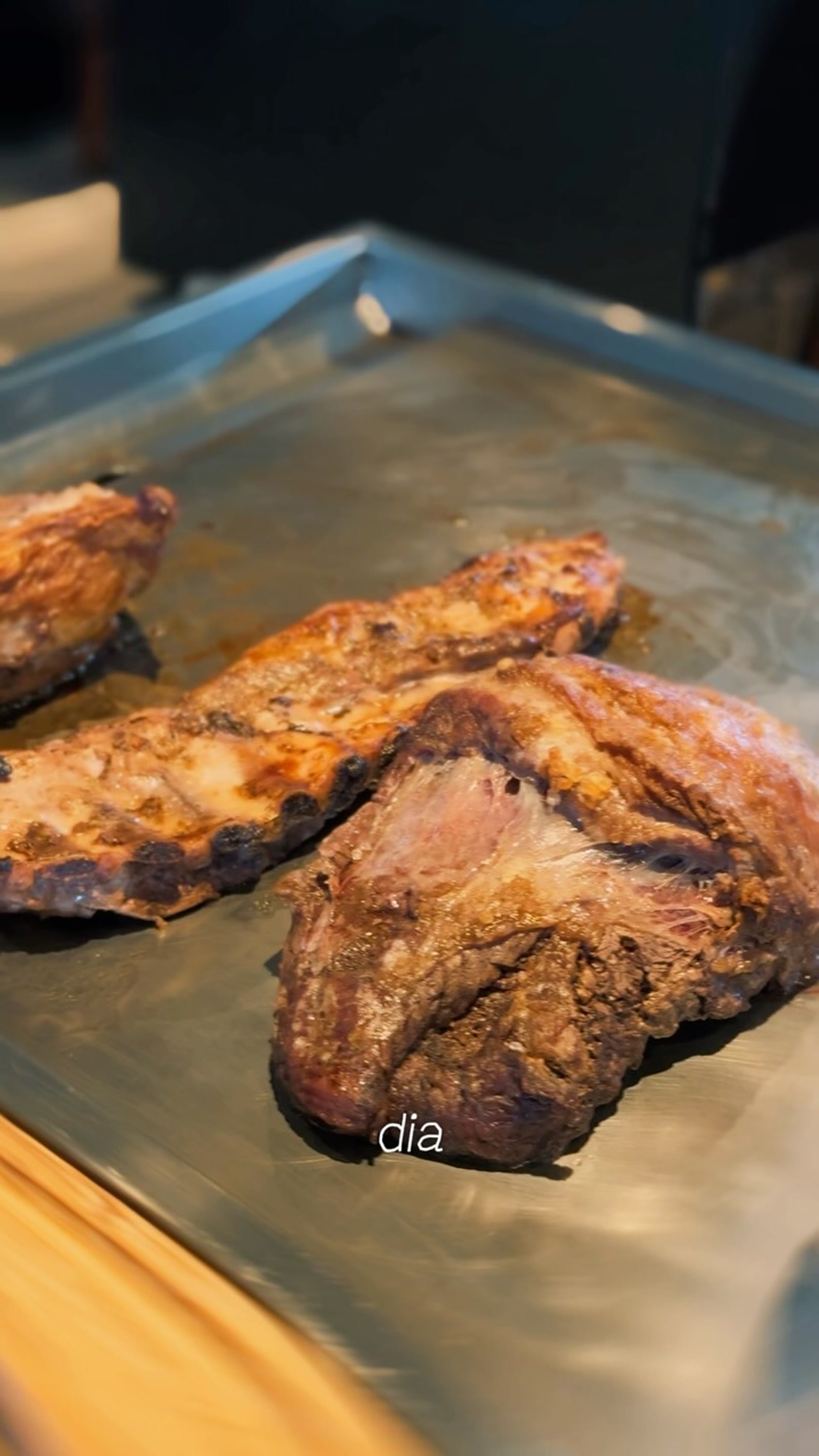 Carnes servidas no buffet do Massala.